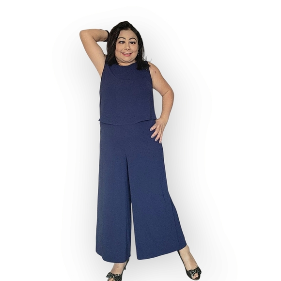 Roylamp Outfit Womens Medium Navy Blue Sleeveless Jumpsuit with Wide-Leg Design - Picture 2 of 14